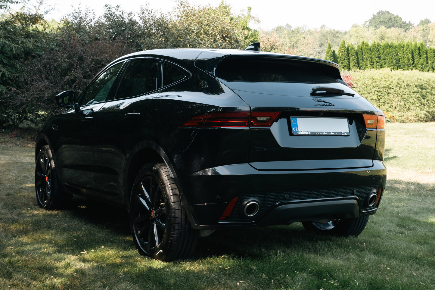 Jaguar E PACE R Dynamic Black edition